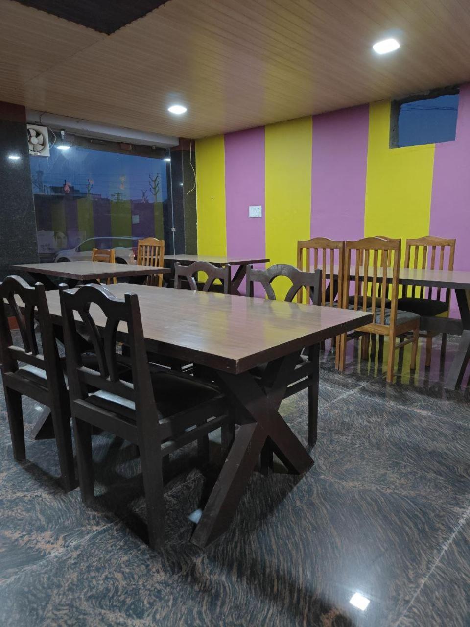 Hotel Shyam Sarover And Restaurant Ringas Εξωτερικό φωτογραφία