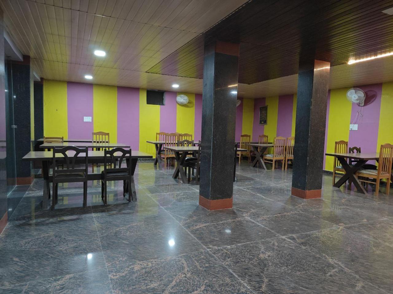 Hotel Shyam Sarover And Restaurant Ringas Εξωτερικό φωτογραφία