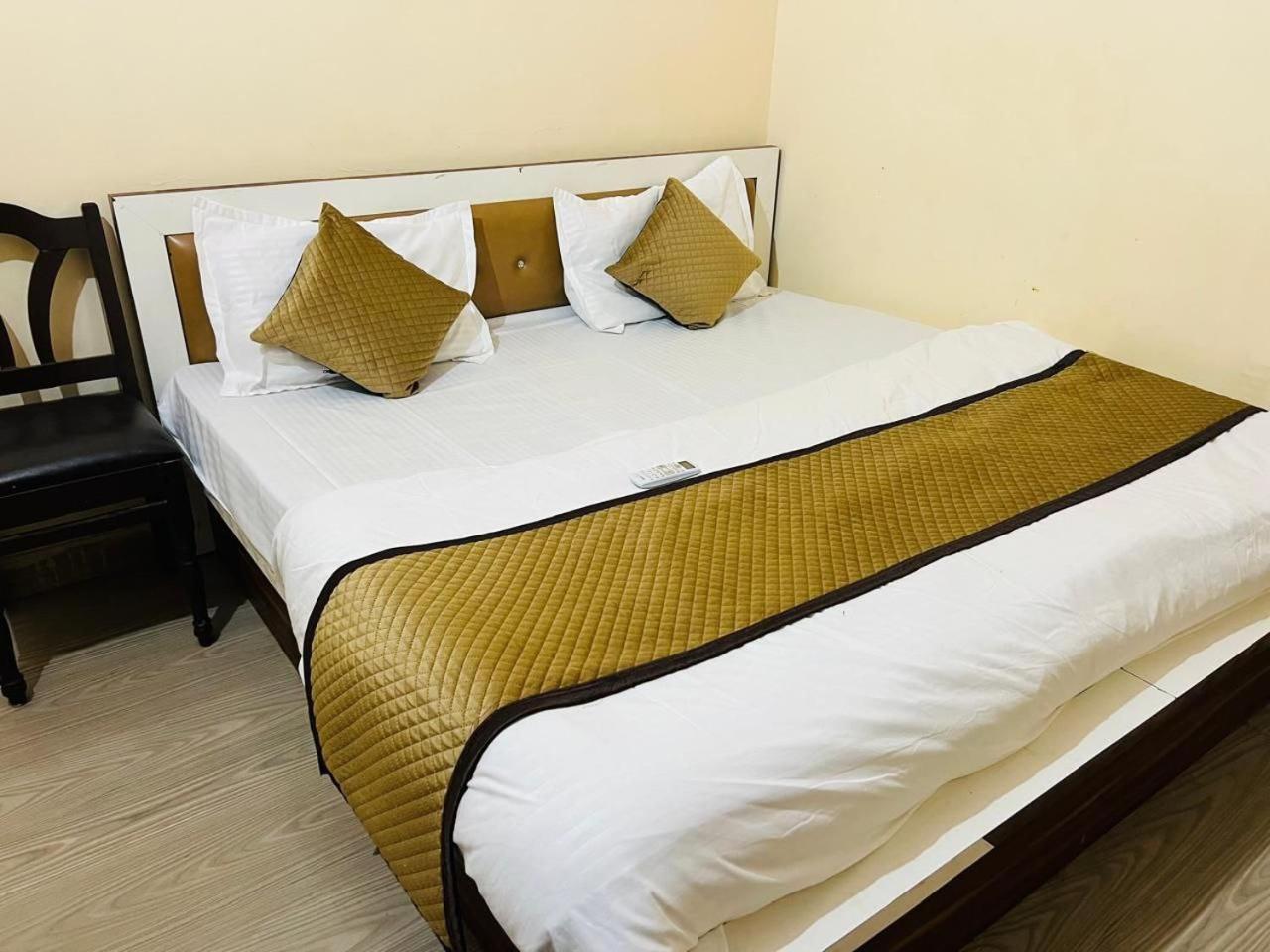 Hotel Shyam Sarover And Restaurant Ringas Εξωτερικό φωτογραφία